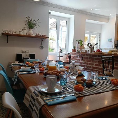 Maison Sur Le Lot Saint-Vincent-Rive-dʼOlt 외부 사진