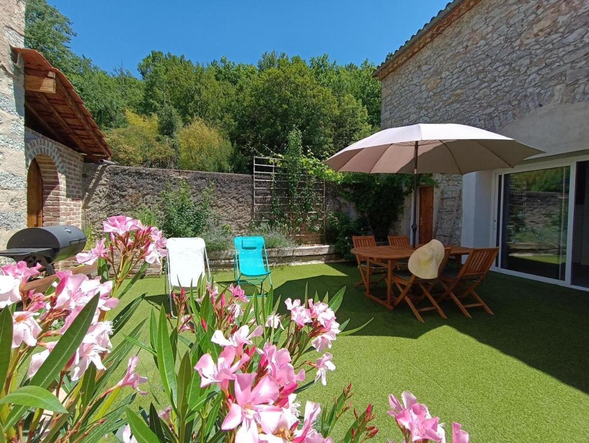 Maison Sur Le Lot Saint-Vincent-Rive-dʼOlt 외부 사진
