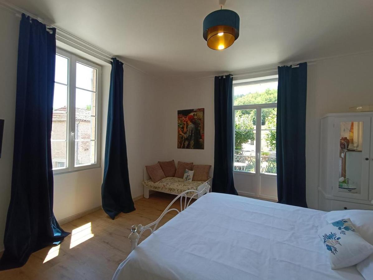 Maison Sur Le Lot Saint-Vincent-Rive-dʼOlt 외부 사진