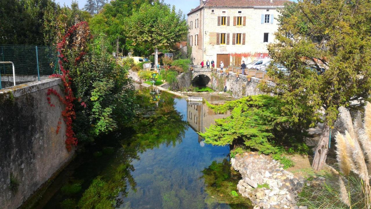 Maison Sur Le Lot Saint-Vincent-Rive-dʼOlt 외부 사진